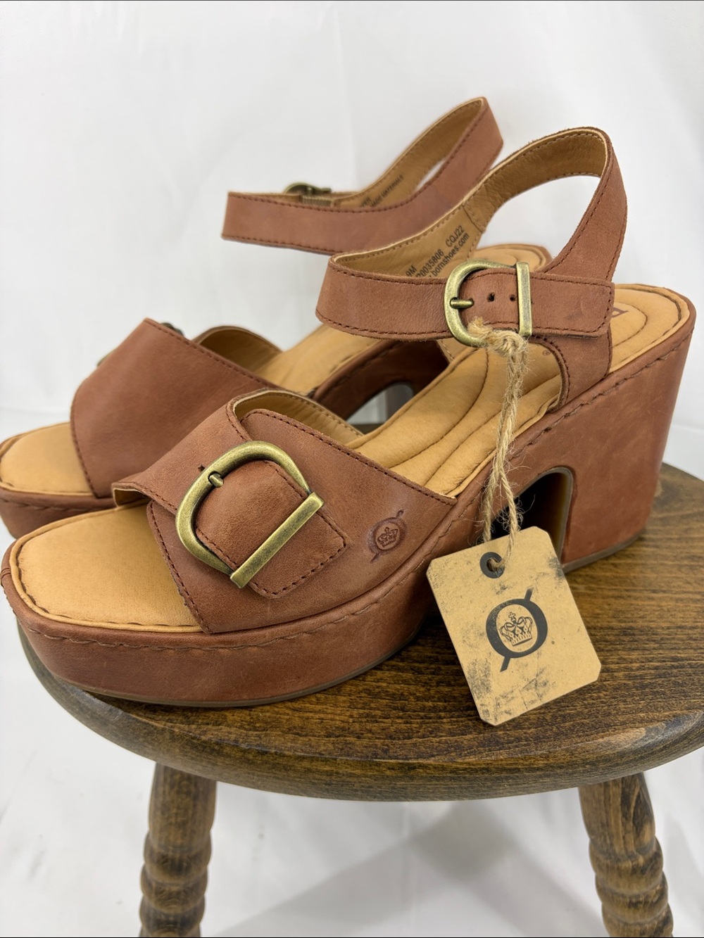 NWT Born Bella Dark Tan Leather Chunky Heel Platform Sandals, Buckles, Womens 9